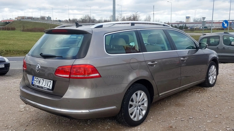 Volkswagen Passat cena 32900 przebieg: 186000, rok produkcji 2011 z Kolonowskie małe 92